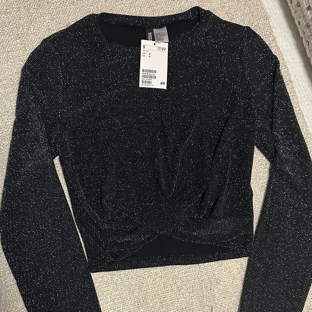 H&M Shimmering Black Crop Top